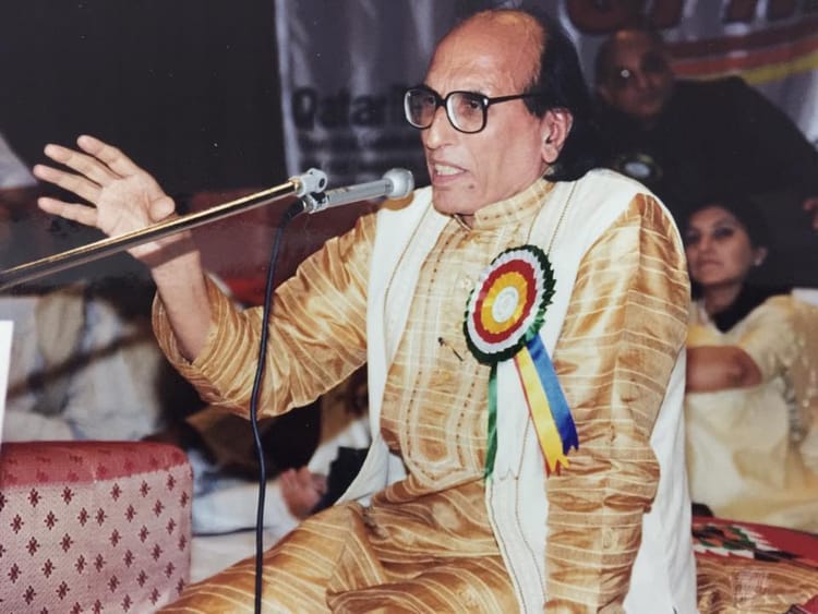 Padmshri Dr Bashir Badr; A Most Popular Shayer - Amar Ujala Kavya -  पद्मश्री डॉ. बशीर बद्र:सिर्फ़ शायर ही नहीं एक नज़रिया भी हैं...