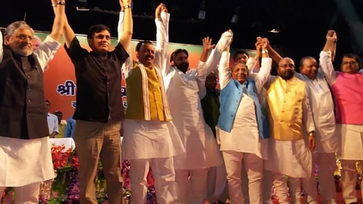 Bihar: Many leaders joining BJP in front of Uttar Pradesh deputy CM Keshav Prasad Maurya 