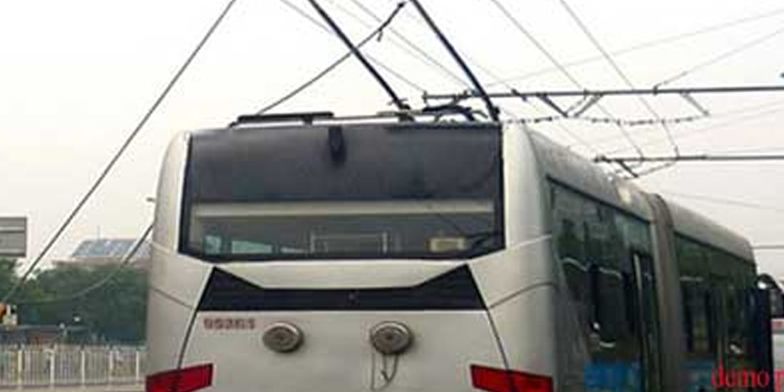 ht lines bus landed in bus of full barati