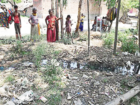 Mother and child dies due to diarrhea in Mansur Nagar