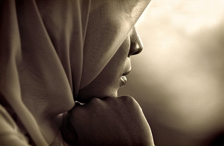 Hate crime in UK: Muslim woman assaulted by white man, hijab ripped off