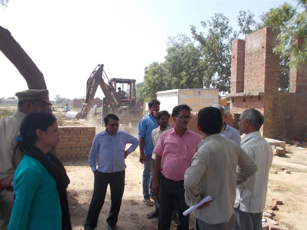hathras Land of millions of land free from the possession of land mafia