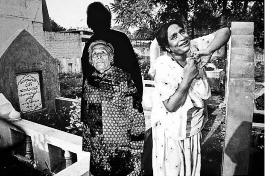 80 year old transgender lives in graveyard reason opens up your eyes
