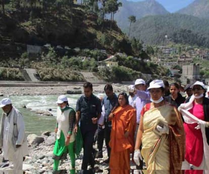 Uma bharti visit Anusuya devi temple in uttarakhand