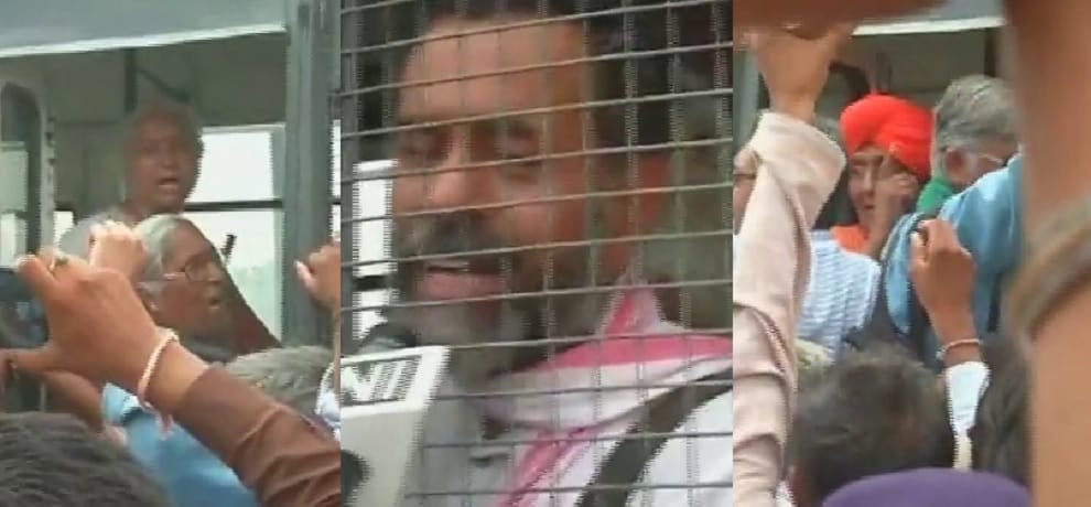 MP farmer's agitation: Yogendra Yadav, Medha Patkar and Swami Agnivesh detained in Ratlam