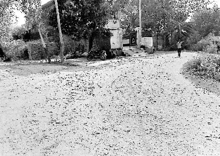 Santosh adopted Lohia village, then did nothing