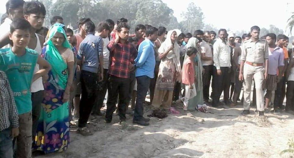 Wife gets chopped head, murderer goes to police post