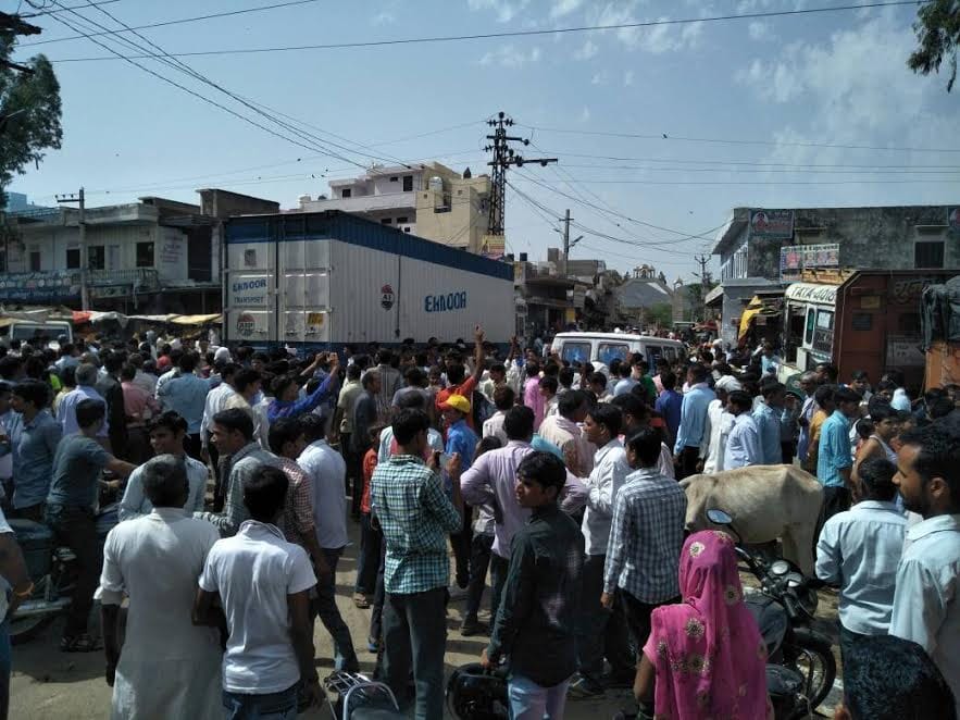 three people died in road accident in viratnagar near jaipur