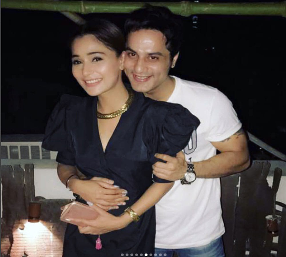 TV Serial 'Sapna Babul Ka Bidaai' Had A Reunion, Sara Khan Shares Pictures On Instagram