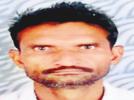 could not arrange the money to marriage of daughter, suicuide