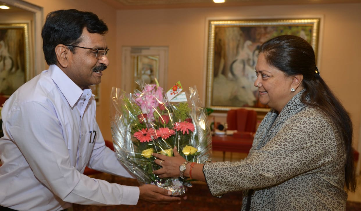 CM holds meeting with Sahitya Akademi president