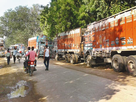 Maaranga fights up to nine overloaded trucks