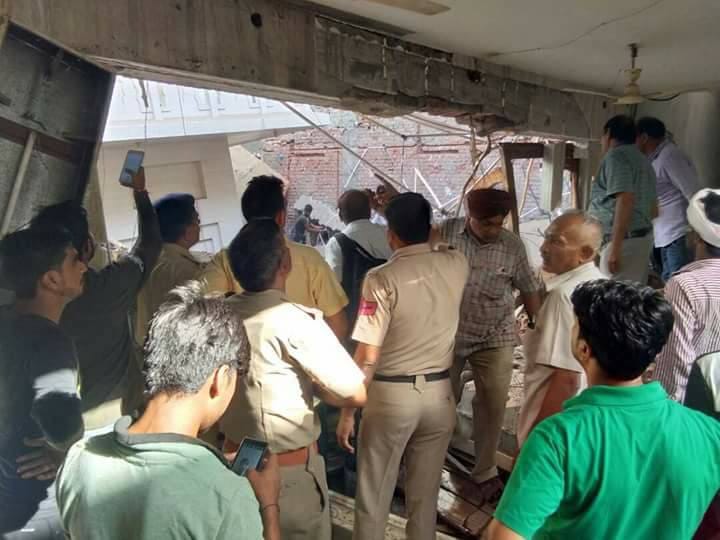 roof of an under construction Gurudwara collapsed in Panipat