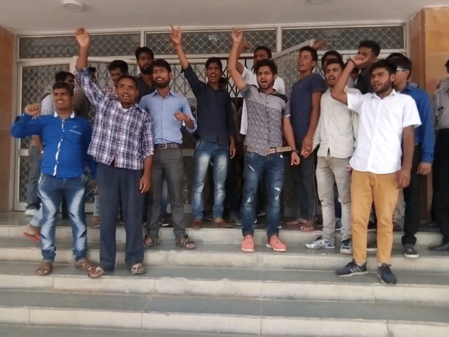 protest in mds university