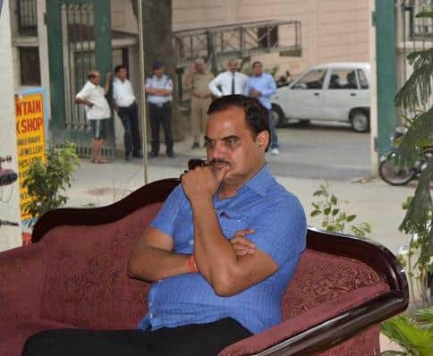 RS Yadav ARTO Chandauli become Billionaire by black earning, know many more about him