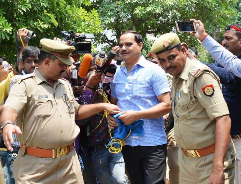 RS Yadav ARTO Chandauli become Billionaire by black earning, know many more about him