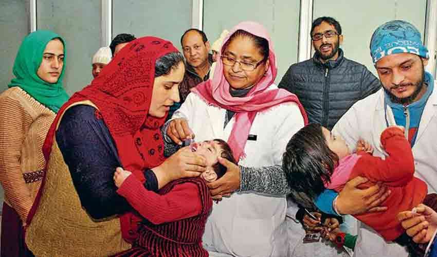 vacancies for 8th passed in national health mission salary 25000