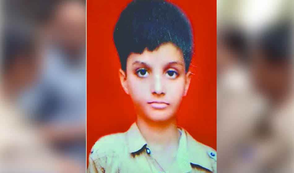 neighbor brutally killed 10 year old boy and burried in his own house at ghaziabad shahid nagar