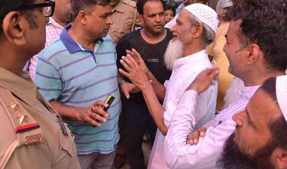 neighbor brutally killed 10 year old boy and burried in his own house at ghaziabad shahid nagar