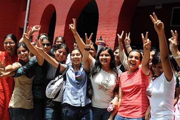 Supreme Court stays Madras High Court interim order restraining publication of results of NEET 2017