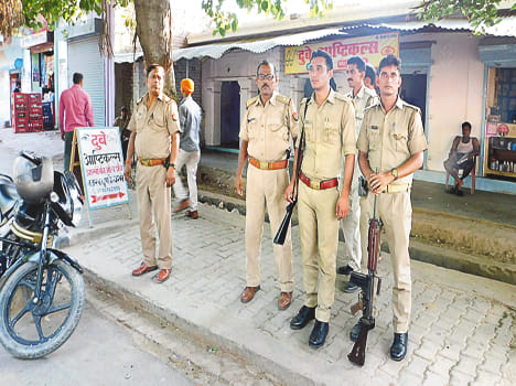 Dangerous condition of prisoner on prison gate
