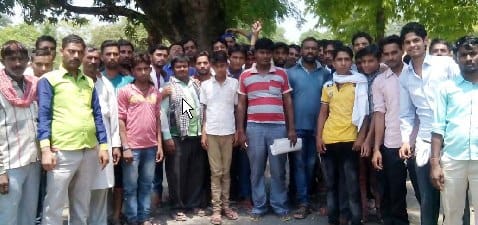 Tempo drivers complain of CO by reaching police line