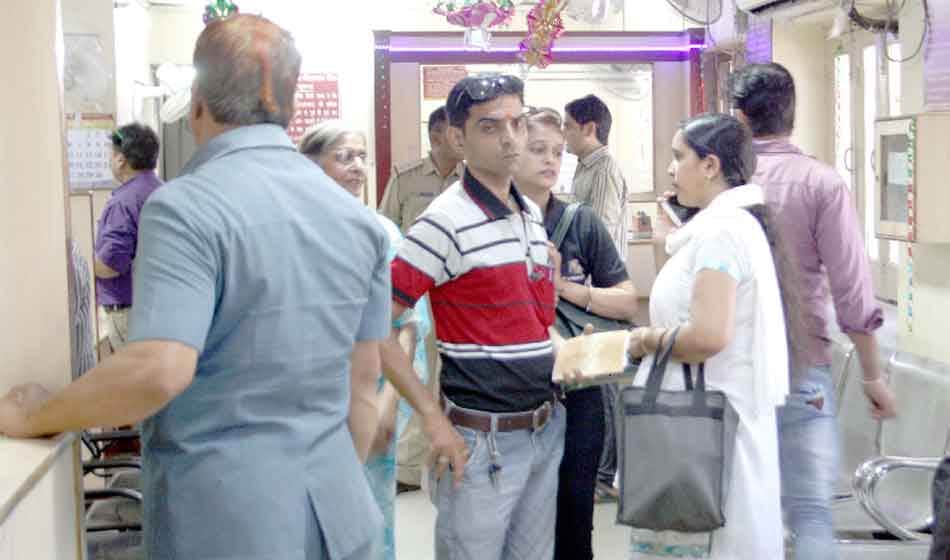 pnb bank loot in ghaziabad stunned police because there found many loop holes