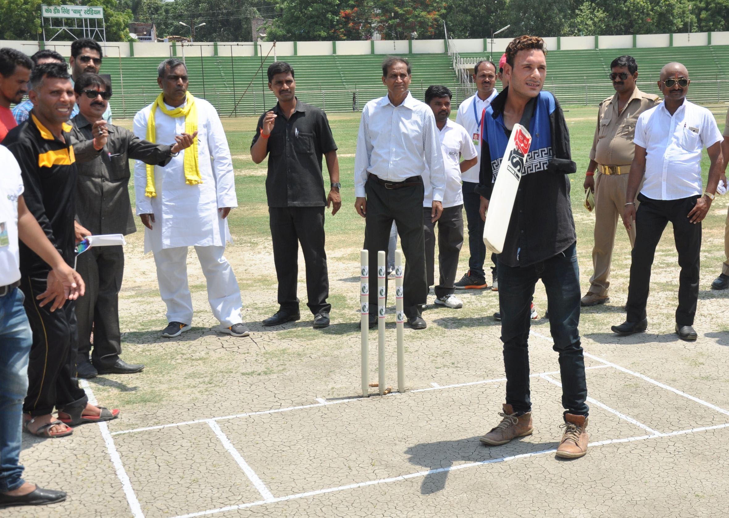 disabled central zone cricket match in lucknow