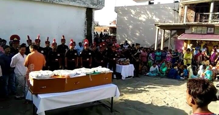 martyr jeet bahadur cremation with army honor