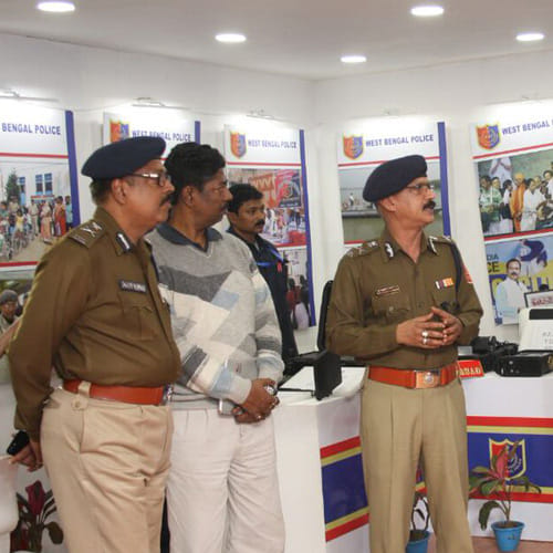 vacancies for 12th passed in police 22000 salary
