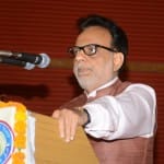 डॉ हसमुख अढिया