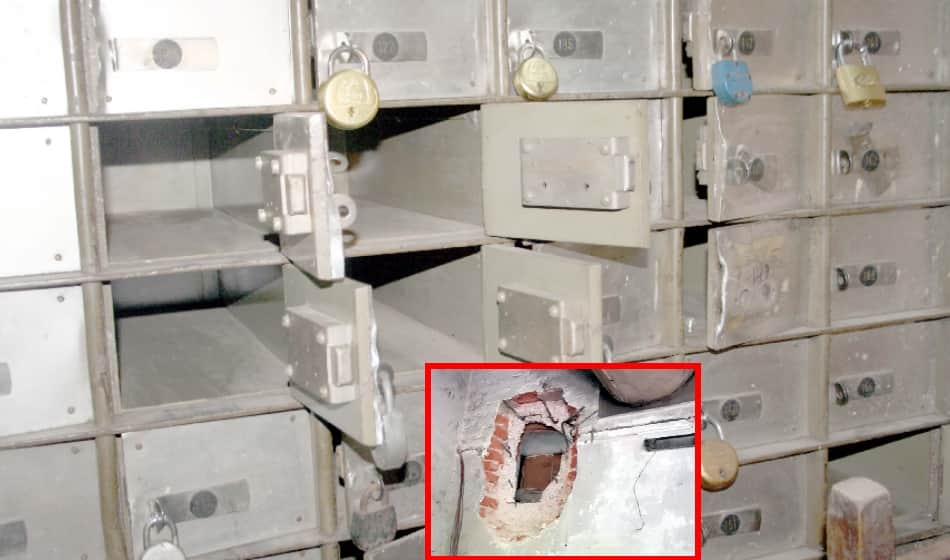 pnb bank 30 lockers theft, if thieves have crossed tunnel then they would have robbed 300 lockers