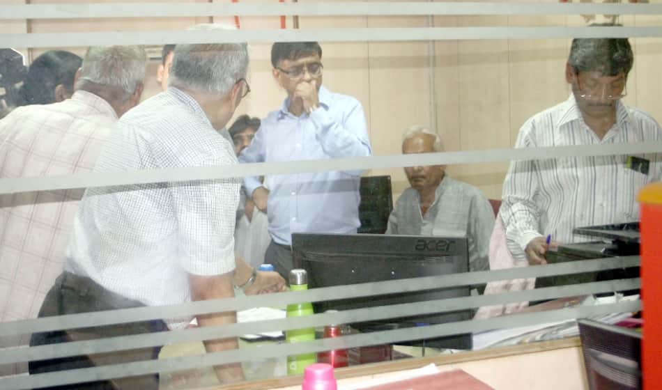 state bank of india four account does not need to minimum balance 