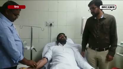 MASSIVE BLOOD DONATION CAMP IN MEERUT WITH THE HELP OF AMAR UJALA FOUNDATION