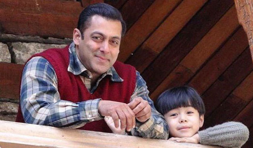 tubelight star salman khan speak about aamir khan marriage and on war between two countries