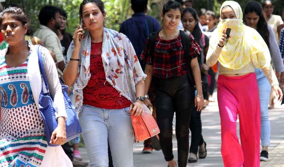 DU ADMISSION- cut off marks in all subjects may be increased 