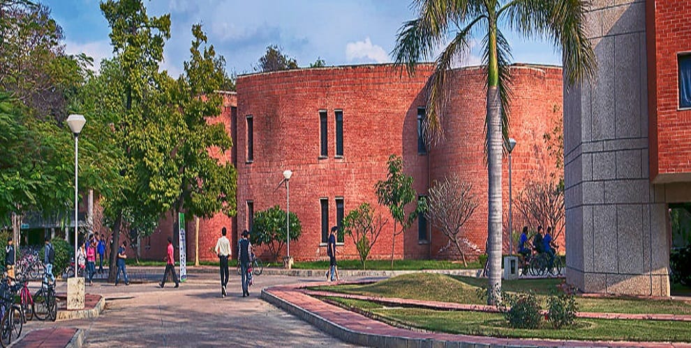 iit kanpur is included top 500 educational institutions in world racking 