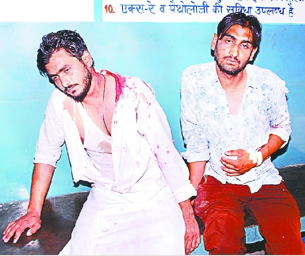 Bloody conflicts over the transaction, stone throwing