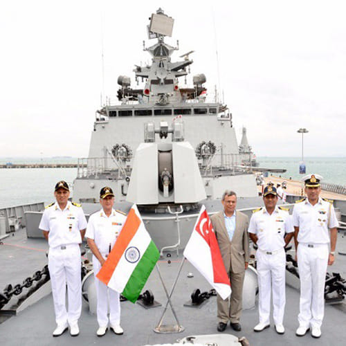 vacancies for 10th passed in indian navy salary 43000