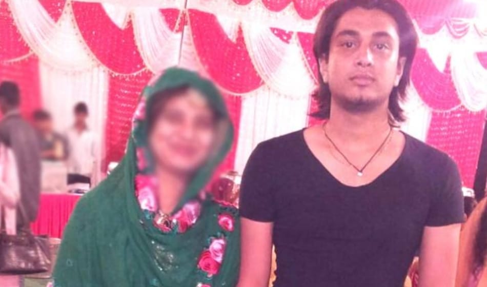 man commits suicide in delhis geeta colony after her wife affair with constable