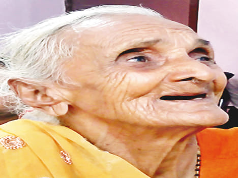 46 thousand old age person waiting for pension