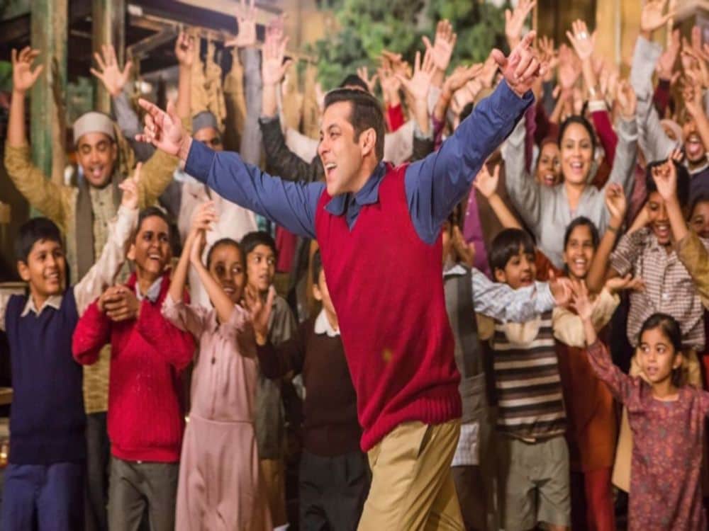 film critics give very bad rating to salman khan tubelight