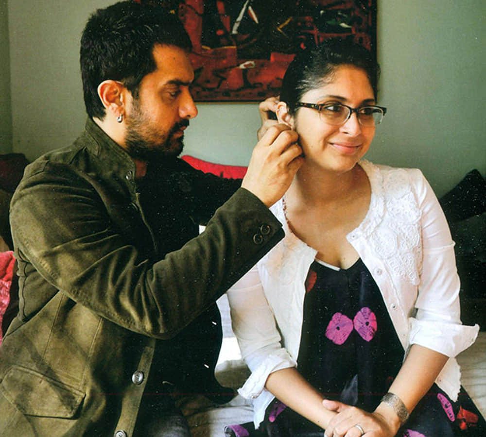 female fan said to aamir khan i want to sleep with you