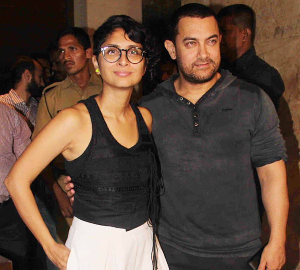 female fan said to aamir khan i want to sleep with you
