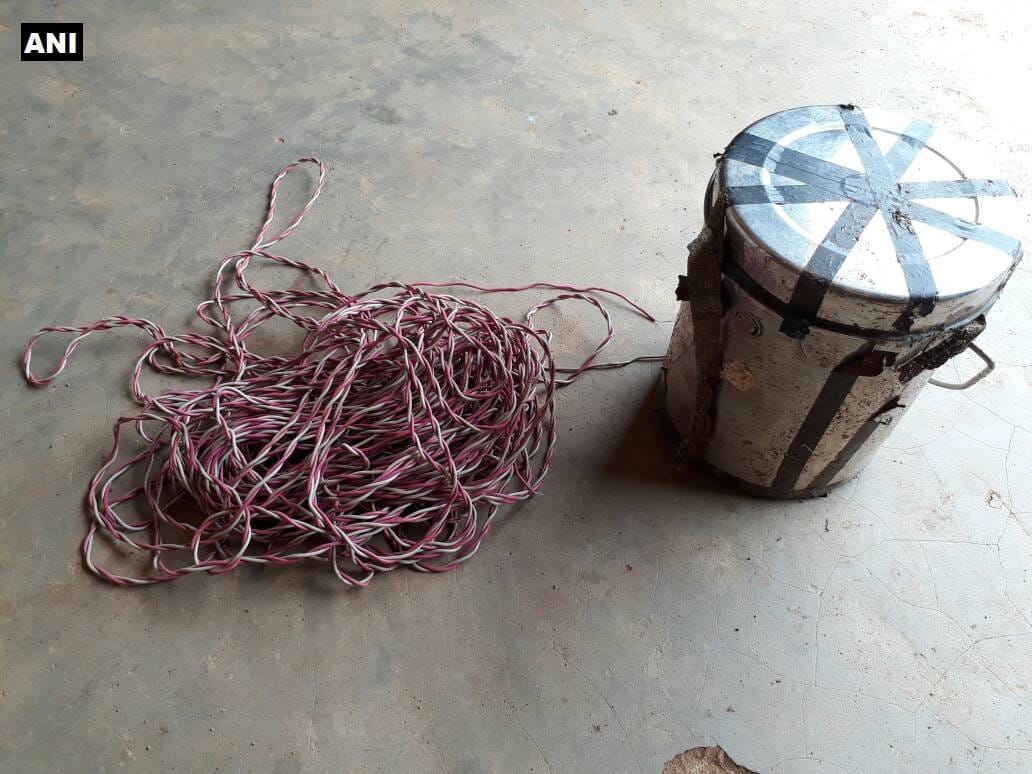 Security forces defuse 10 kg improvised explosive device planted by naxals in Kanker's Badgaon
