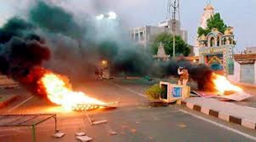 BJP trying to save the Center from the political flame of the farmer movement