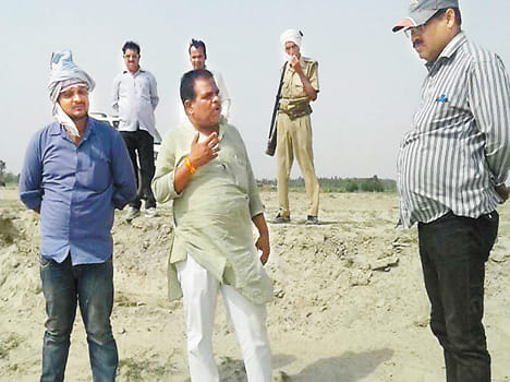 Siblings die due to drowning in Ganges