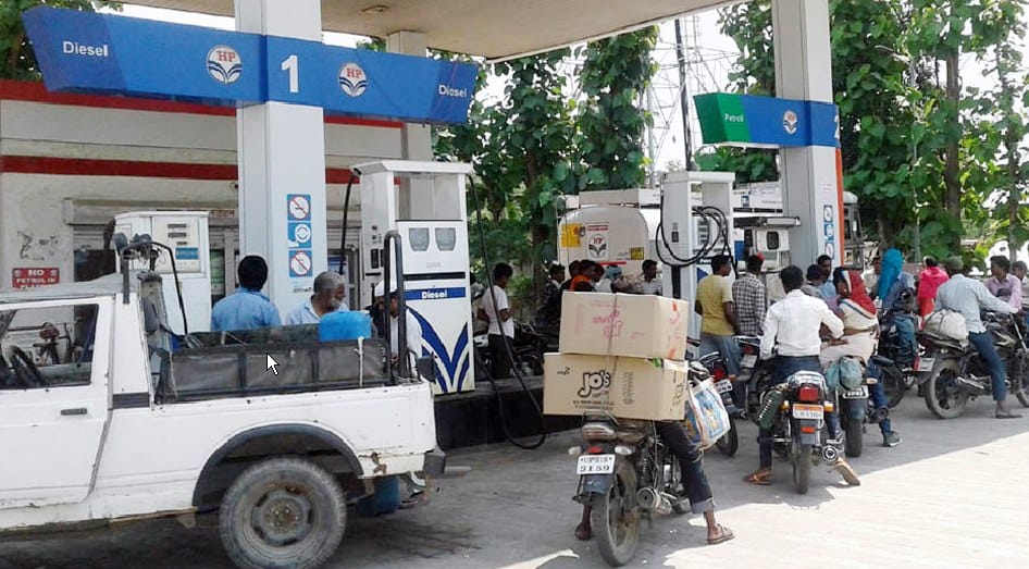 Strike of petrol pump till noon