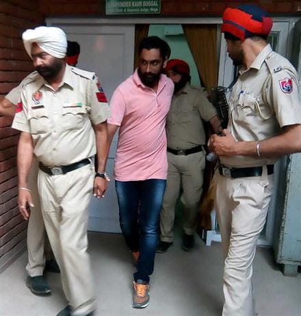 moga acid attack victim mandeep kaur story
