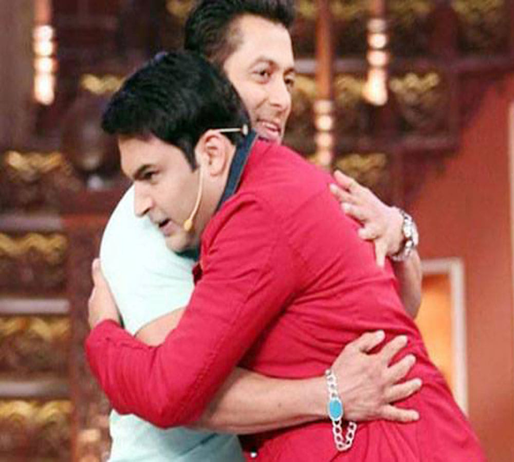 Salman Khan Chose Sunil Grover Instead Of Kapil Sharma, Shoots For 'Tubelight' Promotion